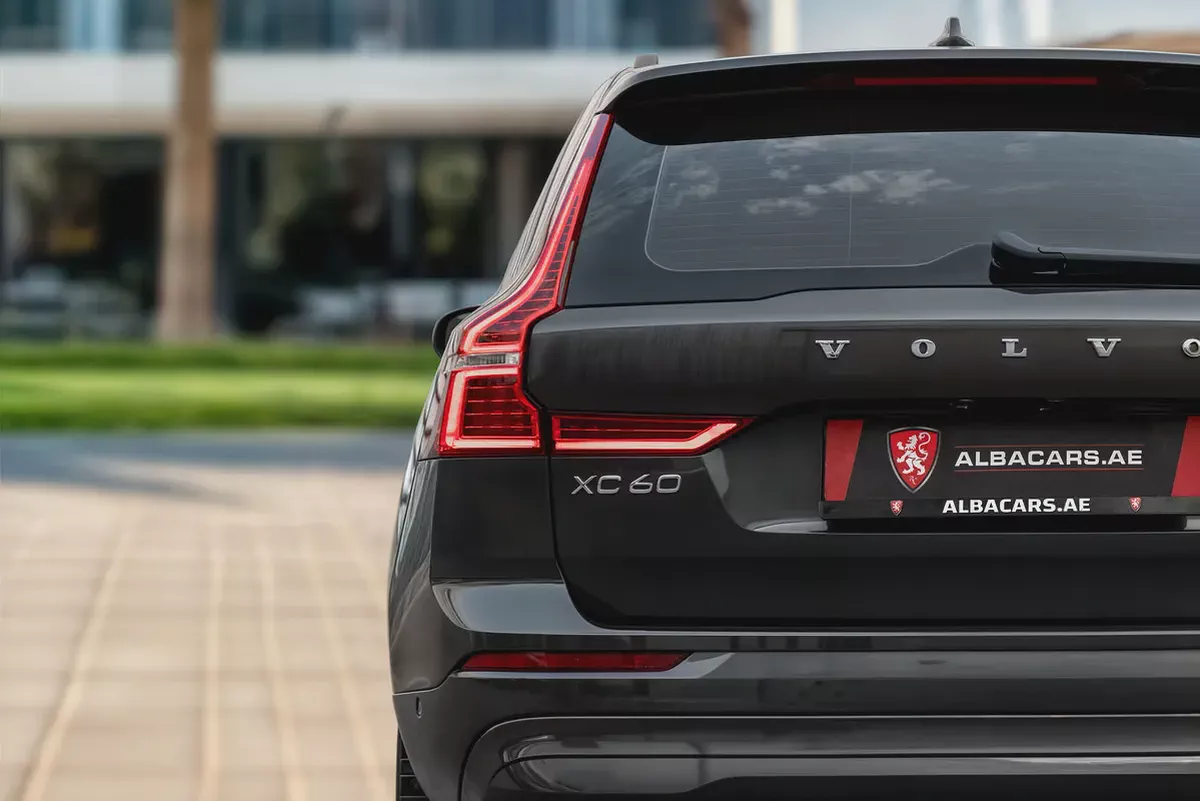 1,959 P.M |  XC60 B5 Momentum | 0% Downpayment | Warranty!-5-5