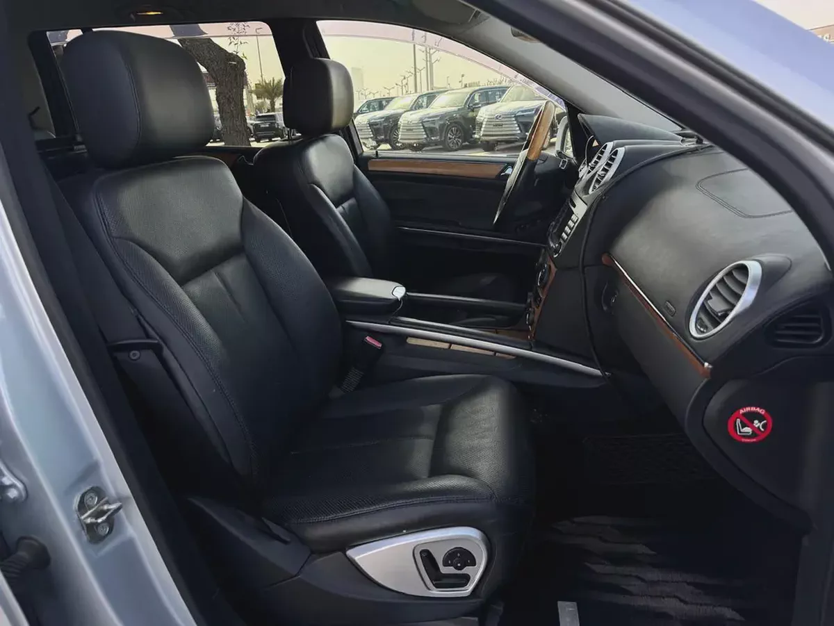 BENZ GL550 | 2007 | CLEAN CAR | FRESH JAPAN IMPORT-12-12