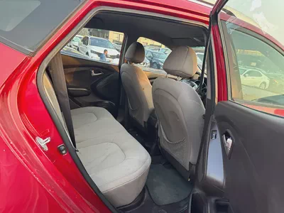 Hyundai tucson 2013 red color GCC calen car-10