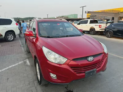 Hyundai tucson 2013 red color GCC calen car-11
