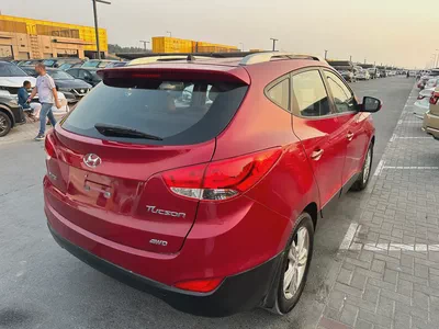 Hyundai tucson 2013 red color GCC calen car-1