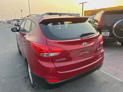 Hyundai tucson 2013 red color GCC calen car-3