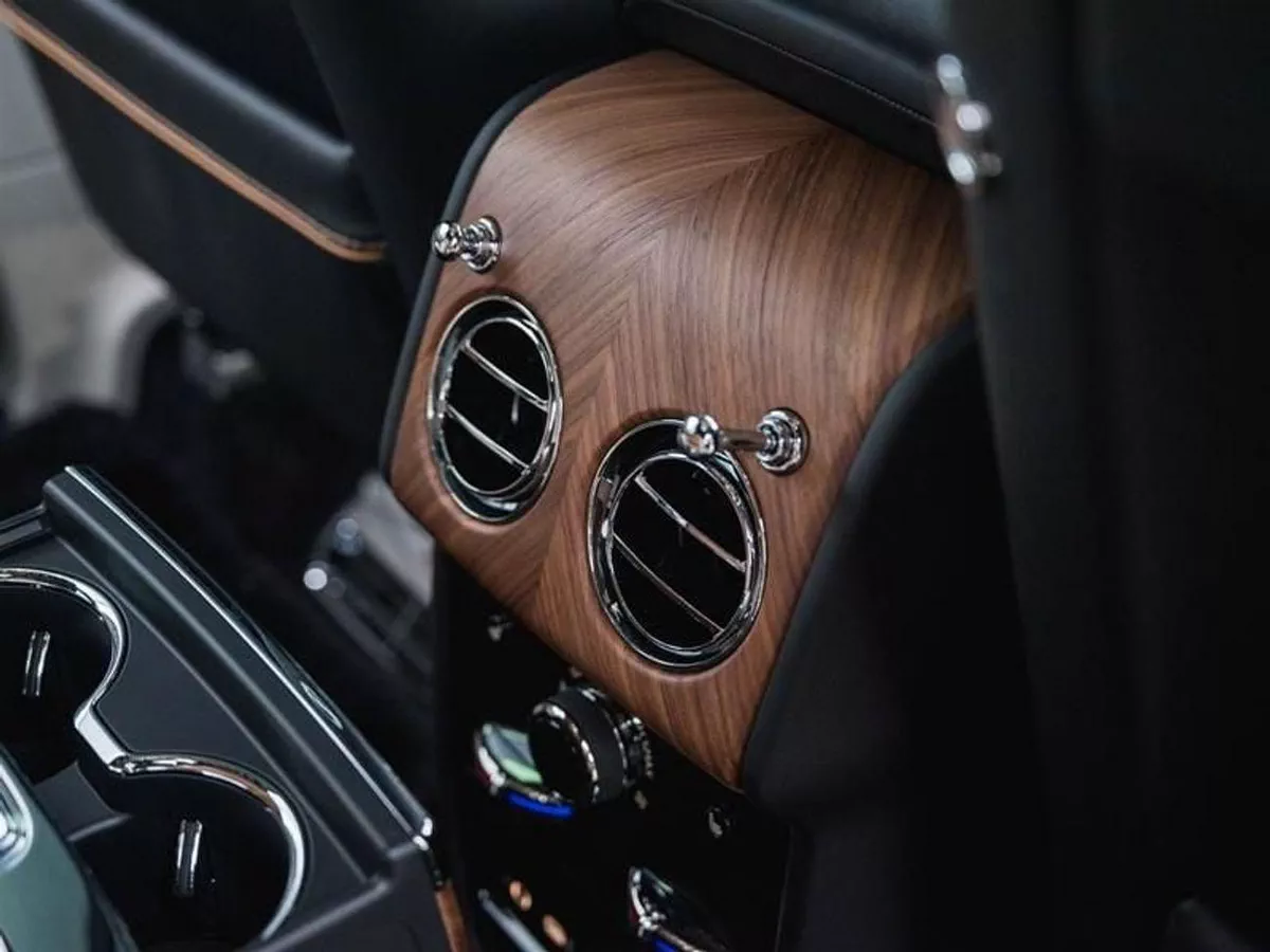 Rolls Royce Cullinan STD Series II with Captain Seats-3-0