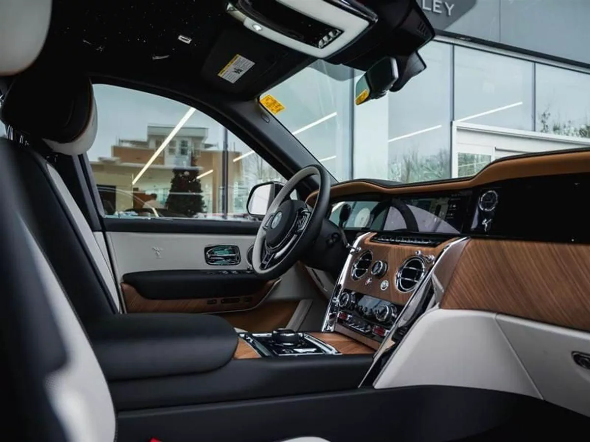 Rolls Royce Cullinan STD Series II with Captain Seats-7-0