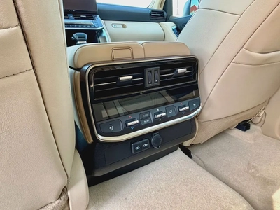 Toyota Land Cruiser VXR 4.0 2025 - GCC Specs - Brand New-16