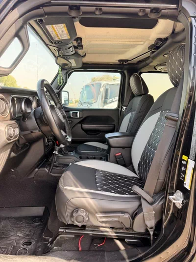 Jeep Wrangler Unlimited SPORT PLUS Willys Wheeler 3.6L A/T (4 Door)-11