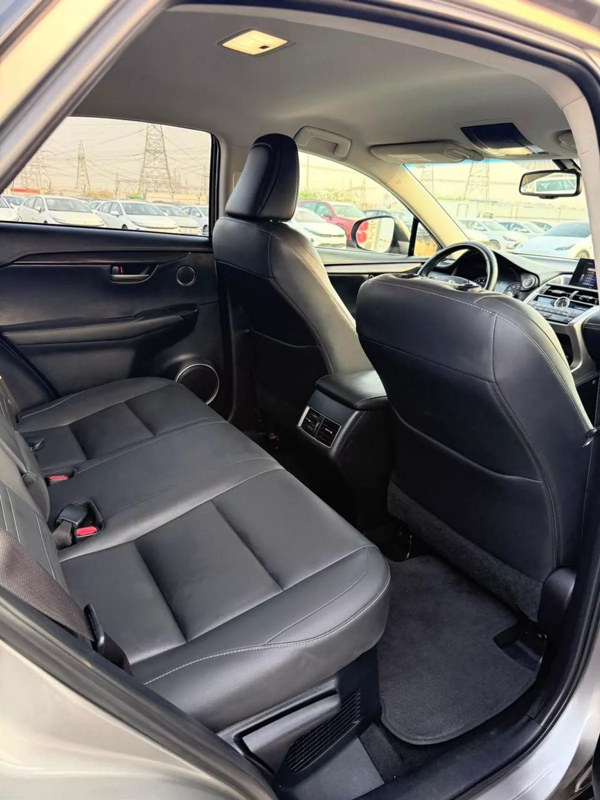 Lexus NX200t STANDARD-14-0