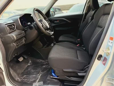 2026 Suzuki Swift Hybrid GLX / Brand New / GCC Specs-8