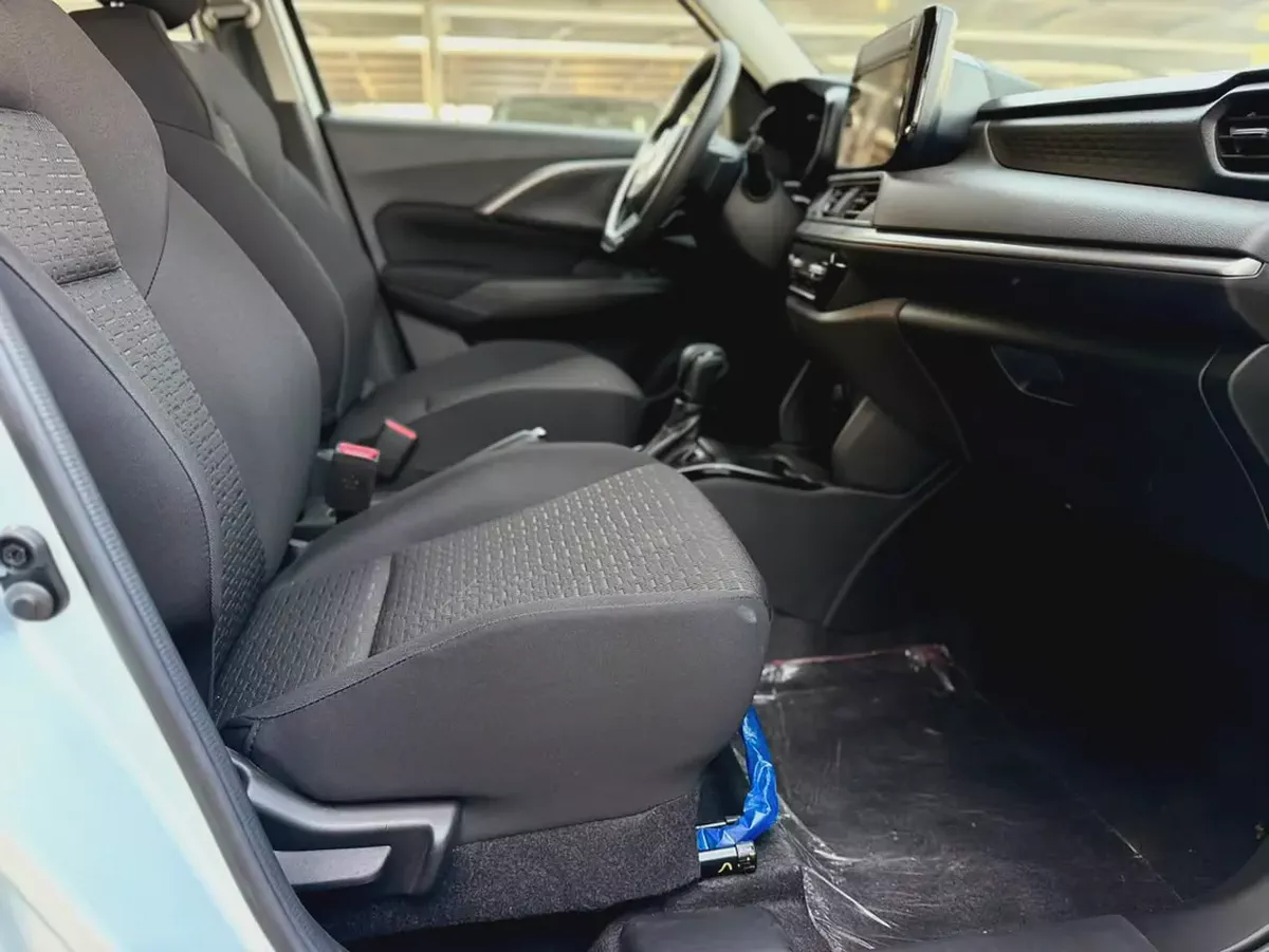 2026 Suzuki Swift Hybrid GLX / Brand New / GCC Specs-9-9