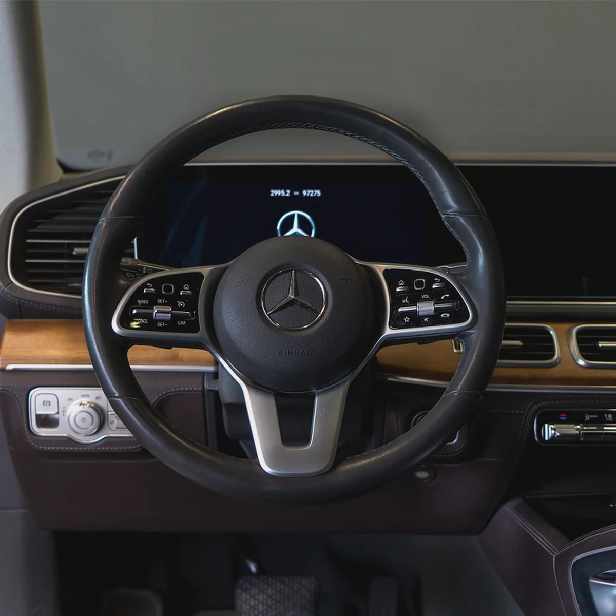 AED 3,161 p.m • 0% Downpayment • GLE 450 4Matic • 1 year warranty-9-9