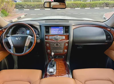Pristine Infiniti QX80 Luxury 2016 | GCC Specs | Full Service History-17