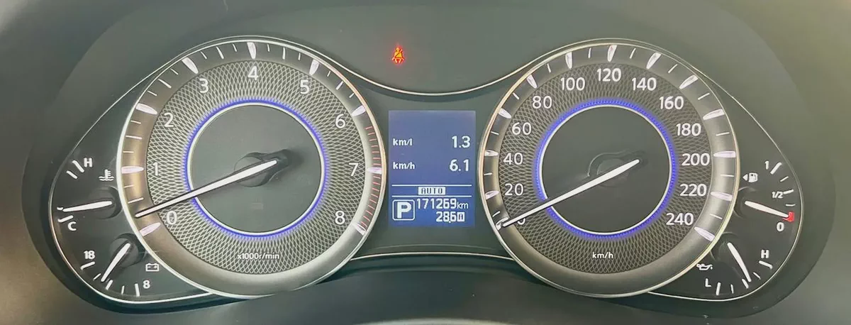 Pristine Infiniti QX80 Luxury 2016 | GCC Specs | Full Service History-16-16