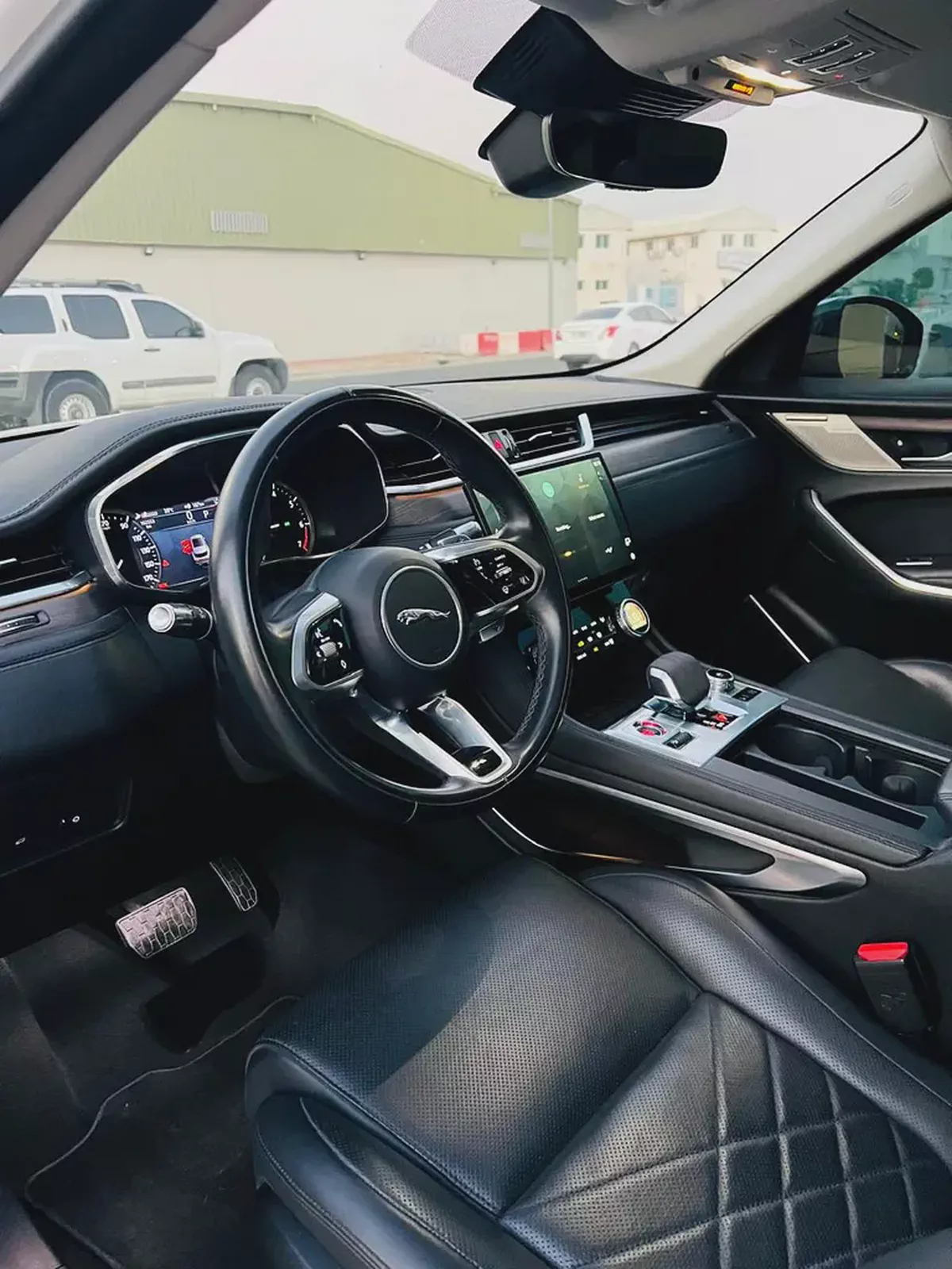 Stunning 2021 Jaguar F-Type Dynamic - American Specs - Low Mileage-9-9