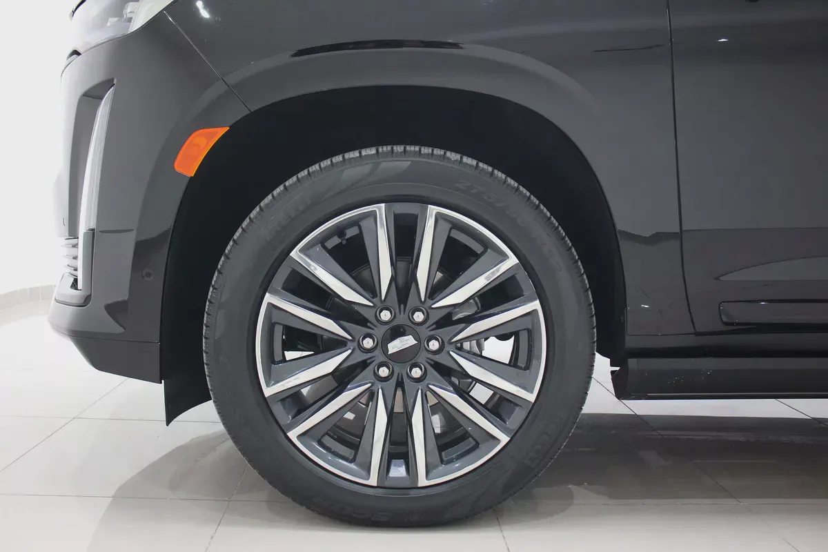 2023 Cadillac Escalade Sport Full Options - GCC Specs - Pristine Condition-6-6