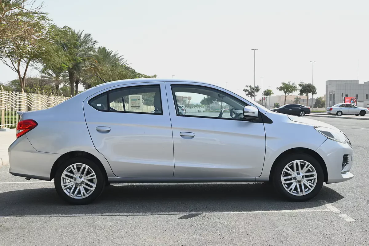 0% DP - ORIGINAL PAINT - MITSUBISHI ATTRAGE 2022 - LOW MILEAGE - GCC-5-5