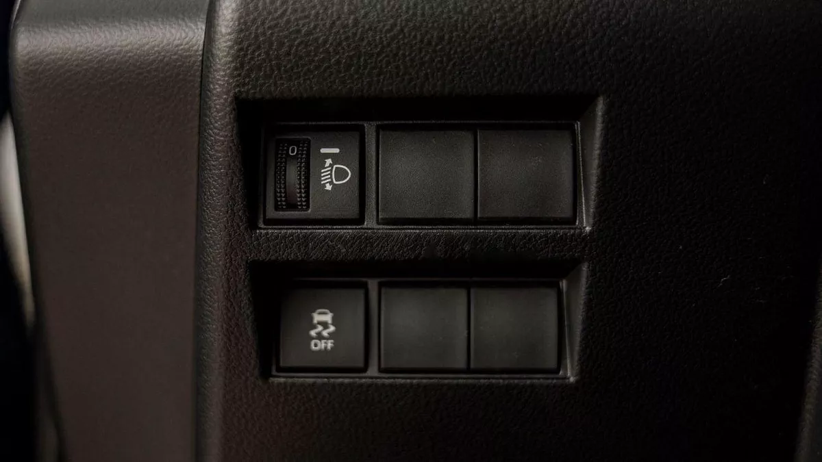 Toyota Land Cruiser GXR LC GXR 3.3D\(LHD) TOYOTA LAND CRUISER LC300 GXR 3.3D AT MY2025 – BLACK-18-0