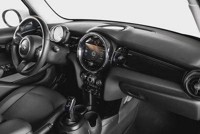 AED 1,802 / 60 months | 0% DP | 2024 Mini  Cooper / Mini  Cooper Full Service History-9
