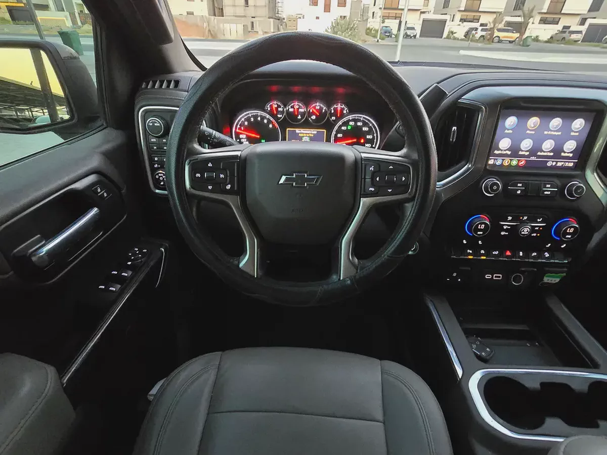2021 Chevrolet Silverado LTZ - American Specs - Premium Condition-11-11
