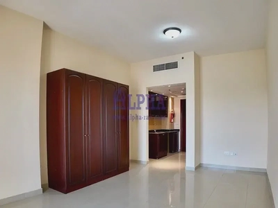 Stunning Lagoon View | Studio | Lovely Location-4
