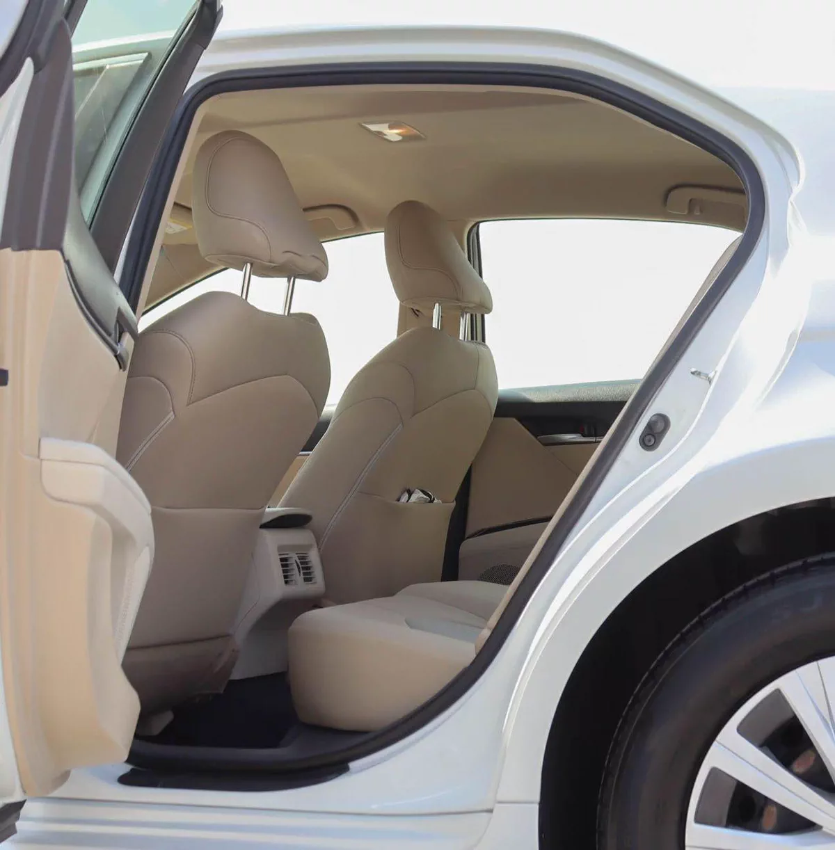 Toyota Camry S 2.5L (181 HP) Toyota Camry | 2.5 L | 2020 | GCC | Accident-Free | In Excellent Condition | 840 P.M-10-0