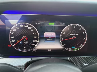 مرسيدس CLS53 4MATIC AMG رمادي / احمر 2019 (خليجي)-13