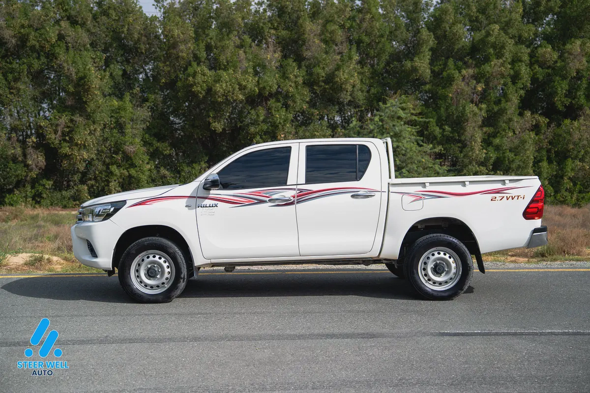 2022 Toyota Hilux GL 2.7L Automatic Dual Cab Pickup | GCC Specs | Four Wheel Drive-3-3