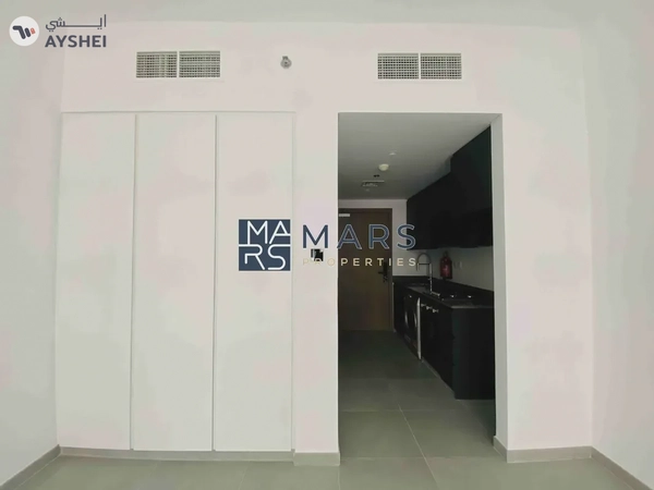 Luxury Brand New Studio in Tiraz