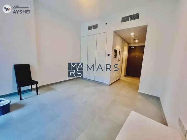 Luxury Brand New Studio in Tiraz