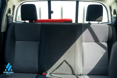 Toyota Hilux Double Cab GL-1