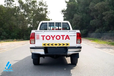 Toyota Hilux Double Cab GL-9