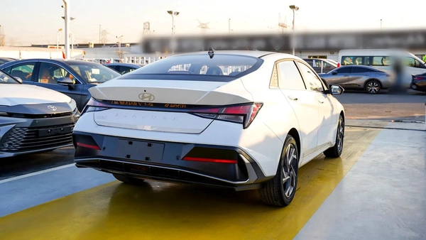HYUNDAI ELANTRA 1.5L PETROL CHINESE SPECS 2025 MODEL