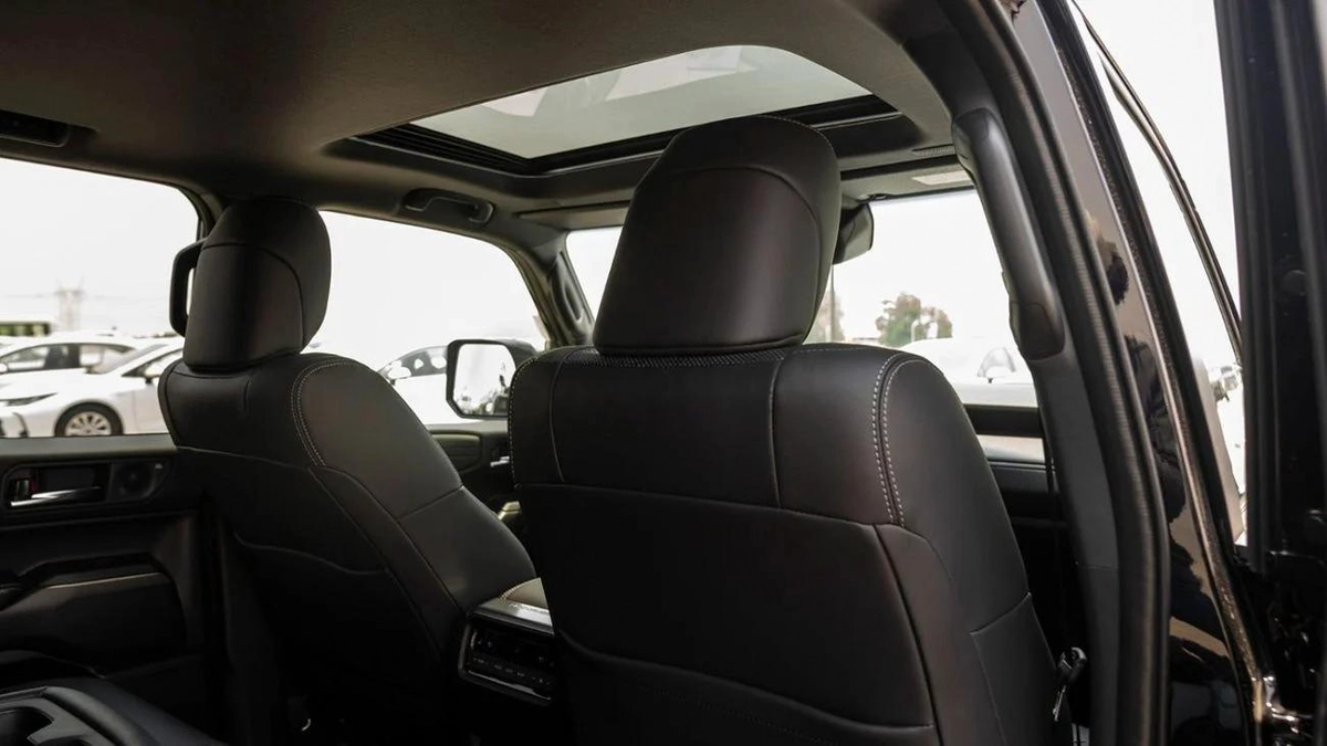 Toyota Prado Toyota Prado Premium 2.4L petrol MY 2025-6-6