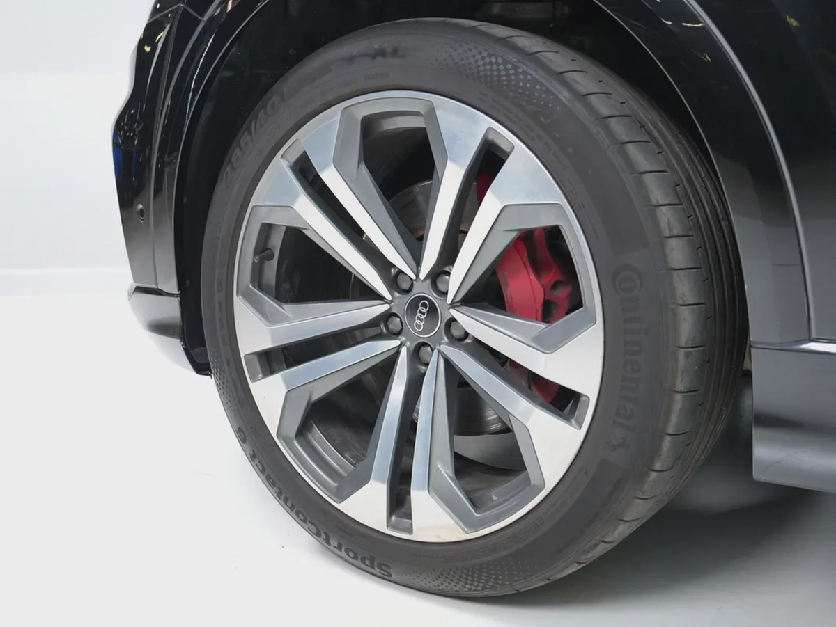 Audi Q8 2023 S line | GCC SPECS | EXCELLENT CONDITION-16-16