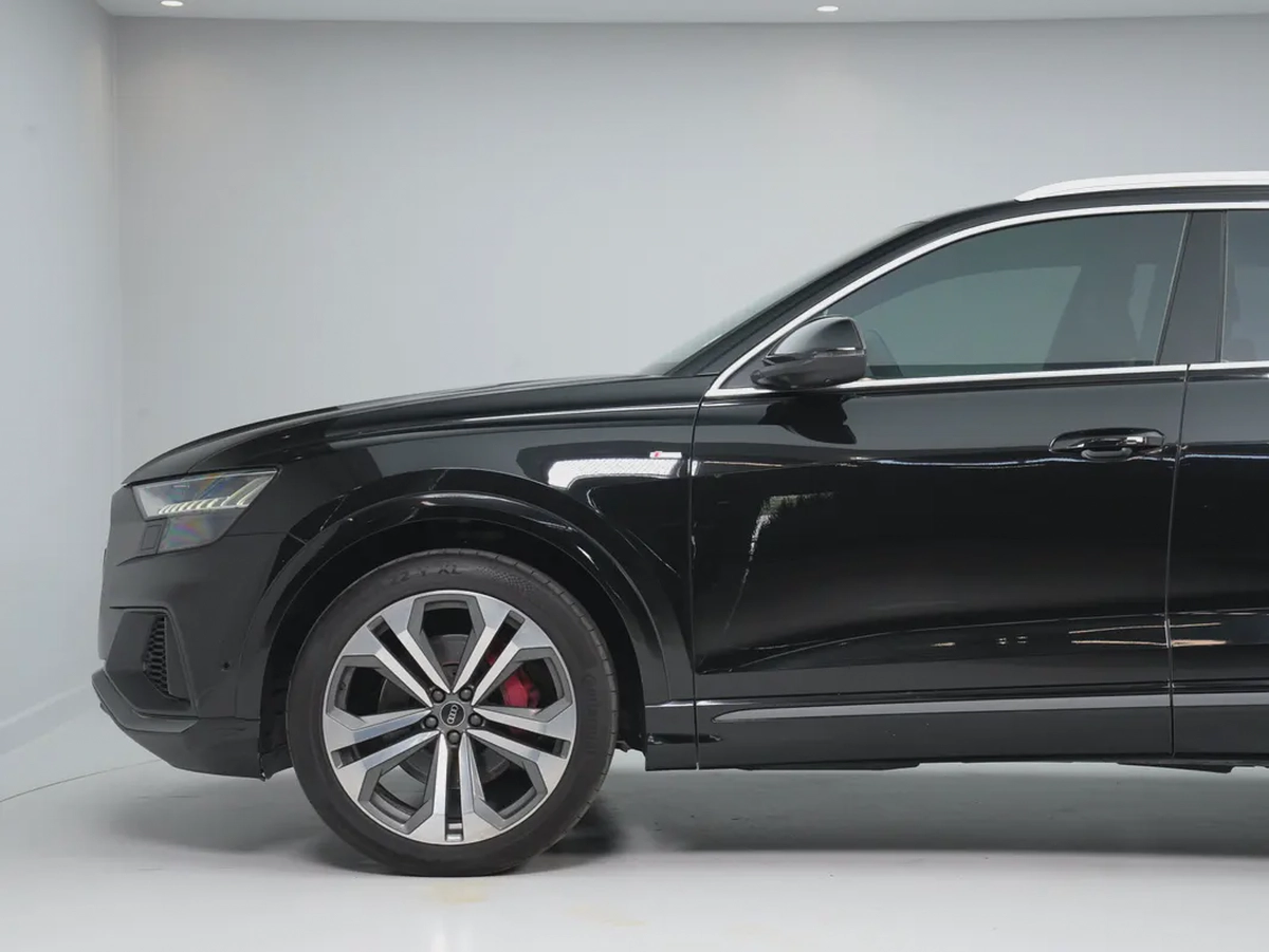 Audi Q8 2023 S line | GCC SPECS | EXCELLENT CONDITION-2-2