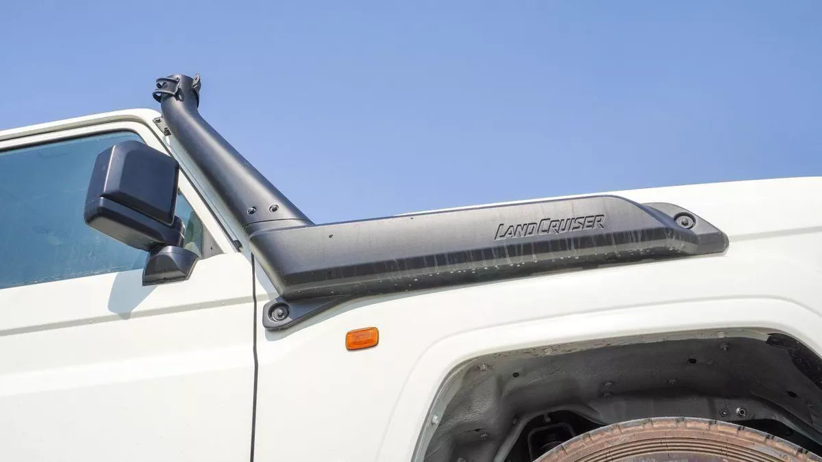 Toyota Land Cruiser Pick Up-20-0