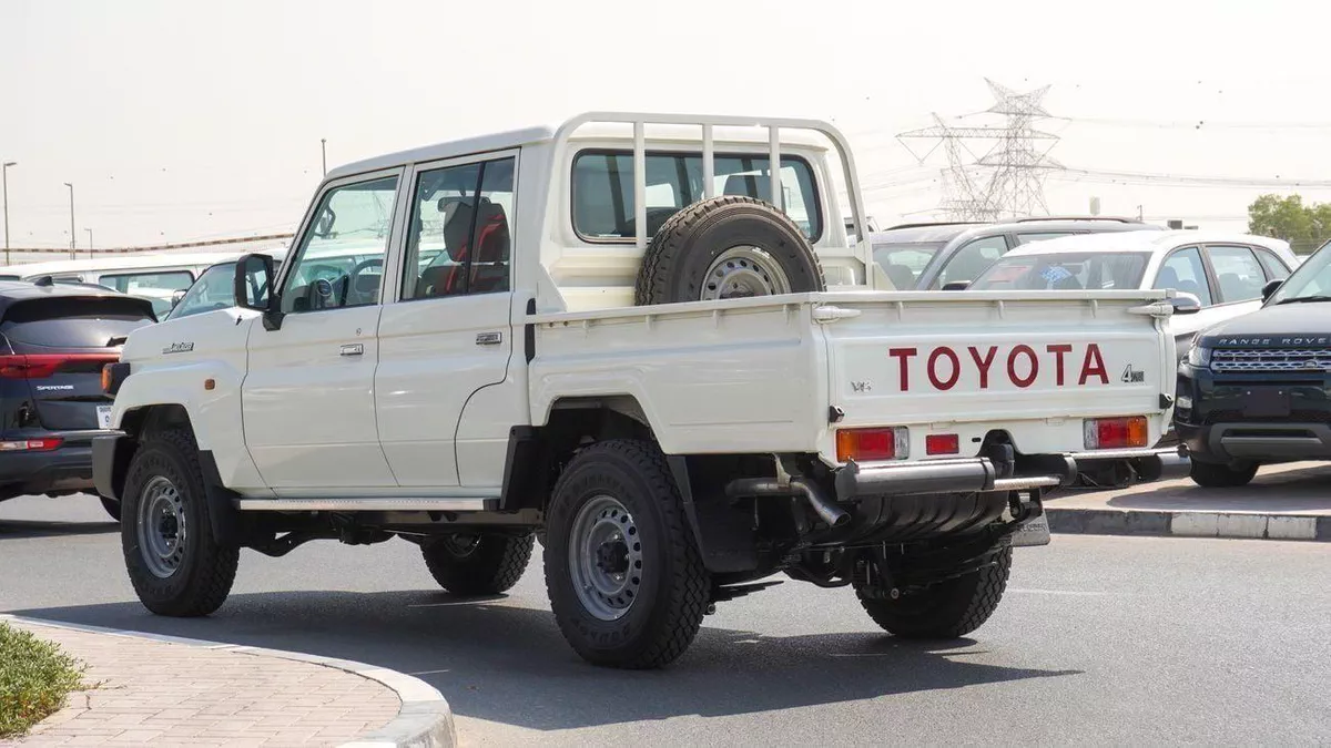 Toyota Land Cruiser Pick Up-23-0