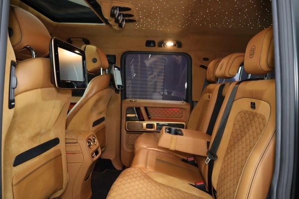 Mercedes-Benz G63 AMG G800 Brabus w/ 900 Rocket Edition Body Kit