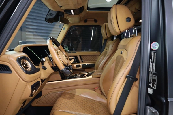 Mercedes-Benz G63 AMG G800 Brabus w/ 900 Rocket Edition Body Kit