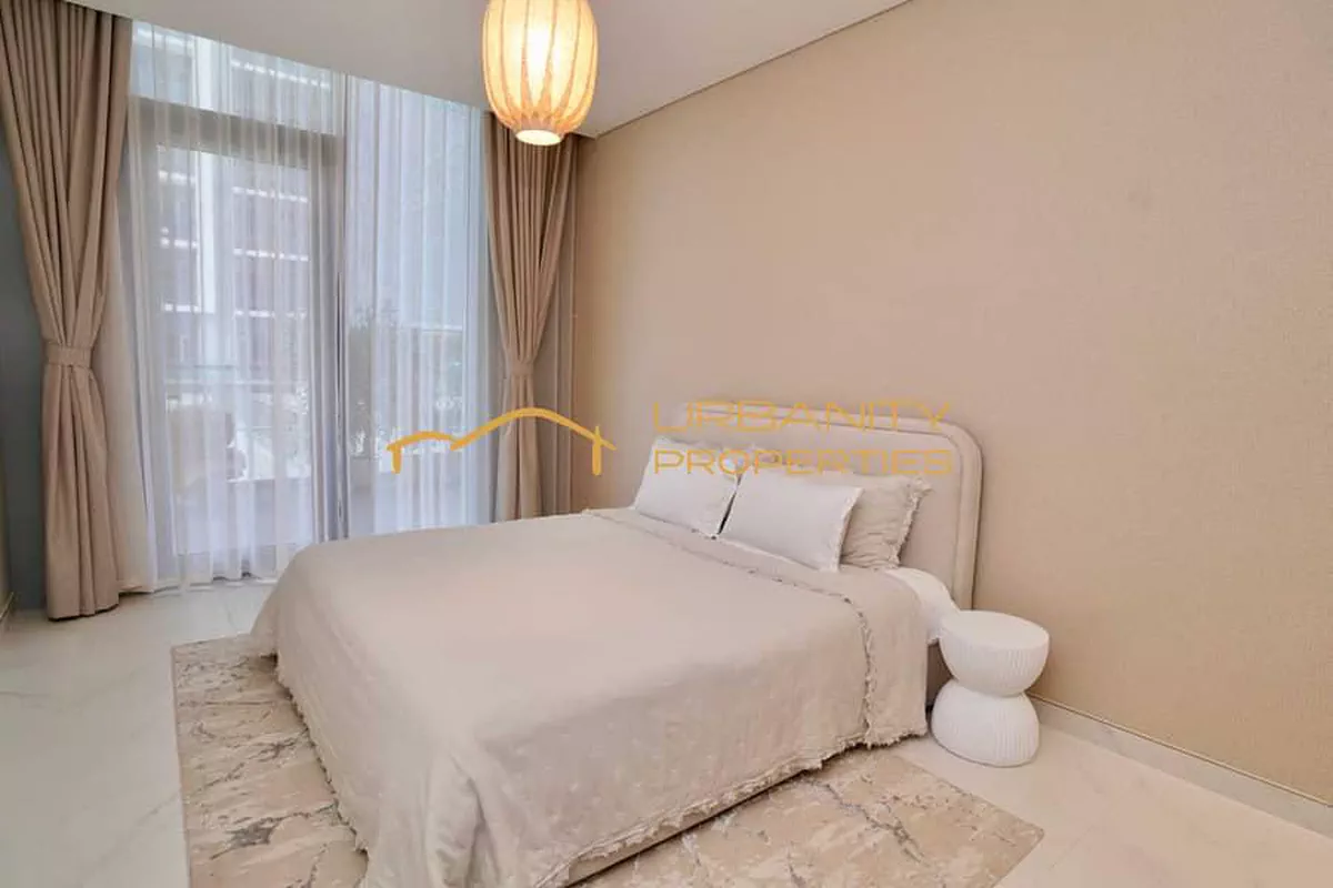 Rare District One 2BR Ground Floor Apartment | Upgraded | Huge Balcony | Vacant-7-7