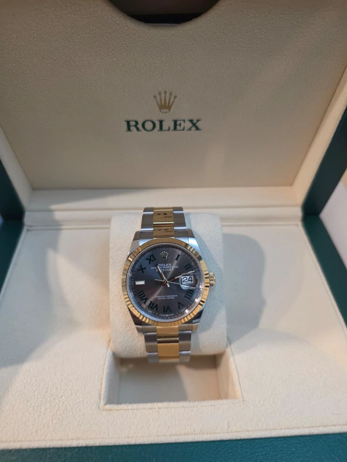 Rolex Datejust 36mm Wimbeldon Yellow Gold and Steel 126233 | 2023 | Like New | Original Box and Paper-5-5