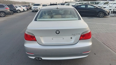BMW 523i GCC – Luxury Sedan | Well Maintained Model: 2009 Mileage: 247,819 KM GCC Specifications Wel-9