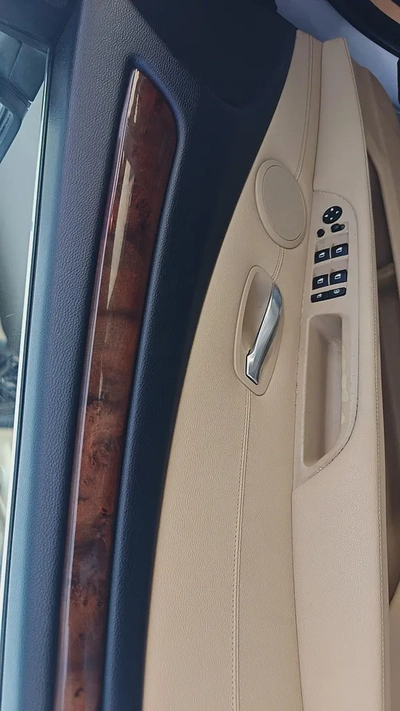 BMW 523i GCC – Luxury Sedan | Well Maintained Model: 2009 Mileage: 247,819 KM GCC Specifications Wel-17