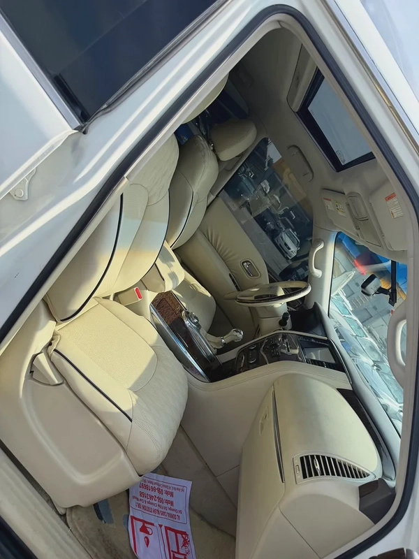 Nissan patrol 2013 fullopshin white cooor GCC calen car
