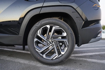 Hyundai Tucson Signature-13