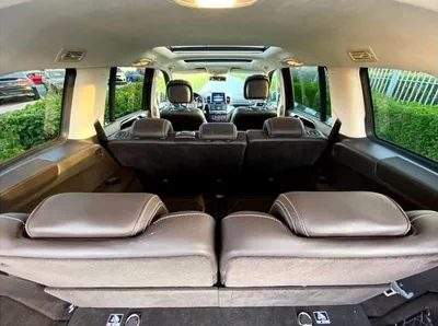 Mercedes Benz GLS 550 Std-16