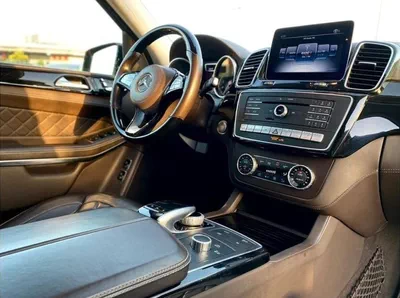 Mercedes Benz GLS 550 Std-8