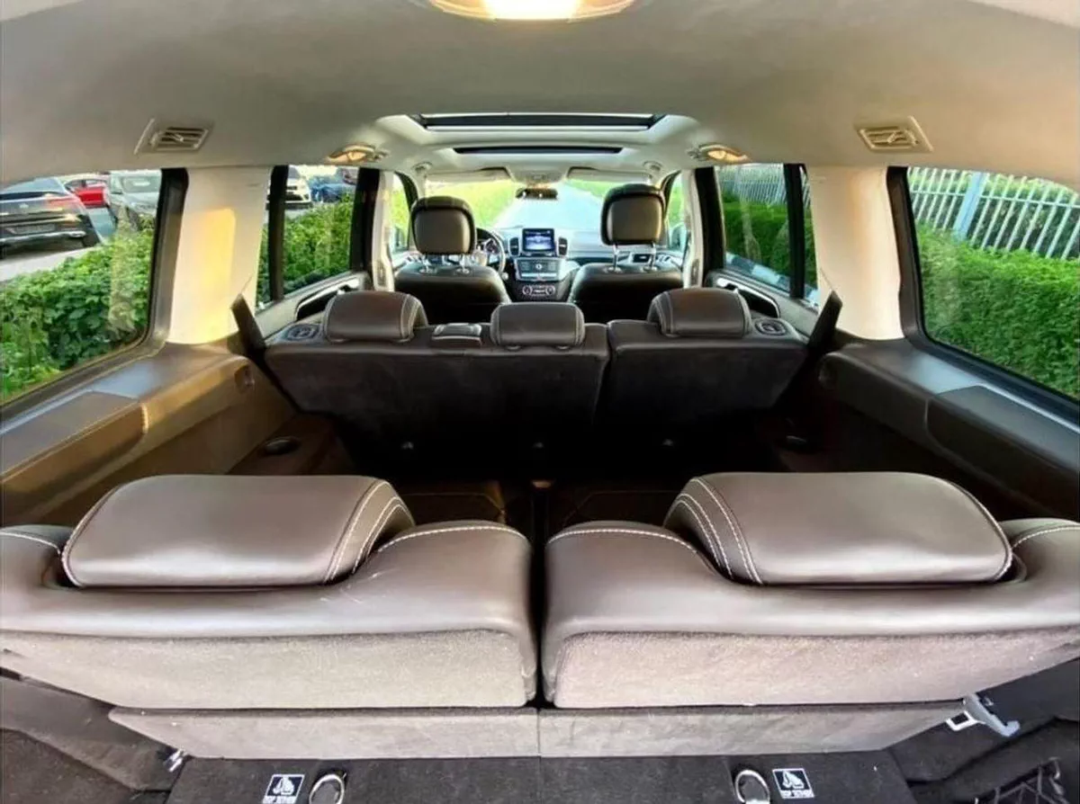 Mercedes Benz GLS 550 Std-16-0