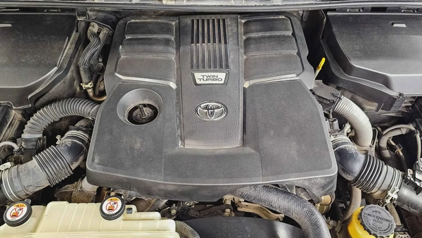 TOYOTA - LAND CRUISER - GR SPORT - 2023 - GCC SPECS - 130,000KM - FULL SERVICE HISTORY FROM AGENCY