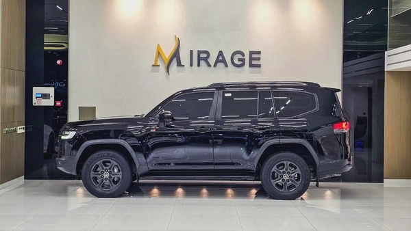 TOYOTA - LAND CRUISER - GR SPORT - 2023 - GCC SPECS - 130,000KM - FULL SERVICE HISTORY FROM AGENCY