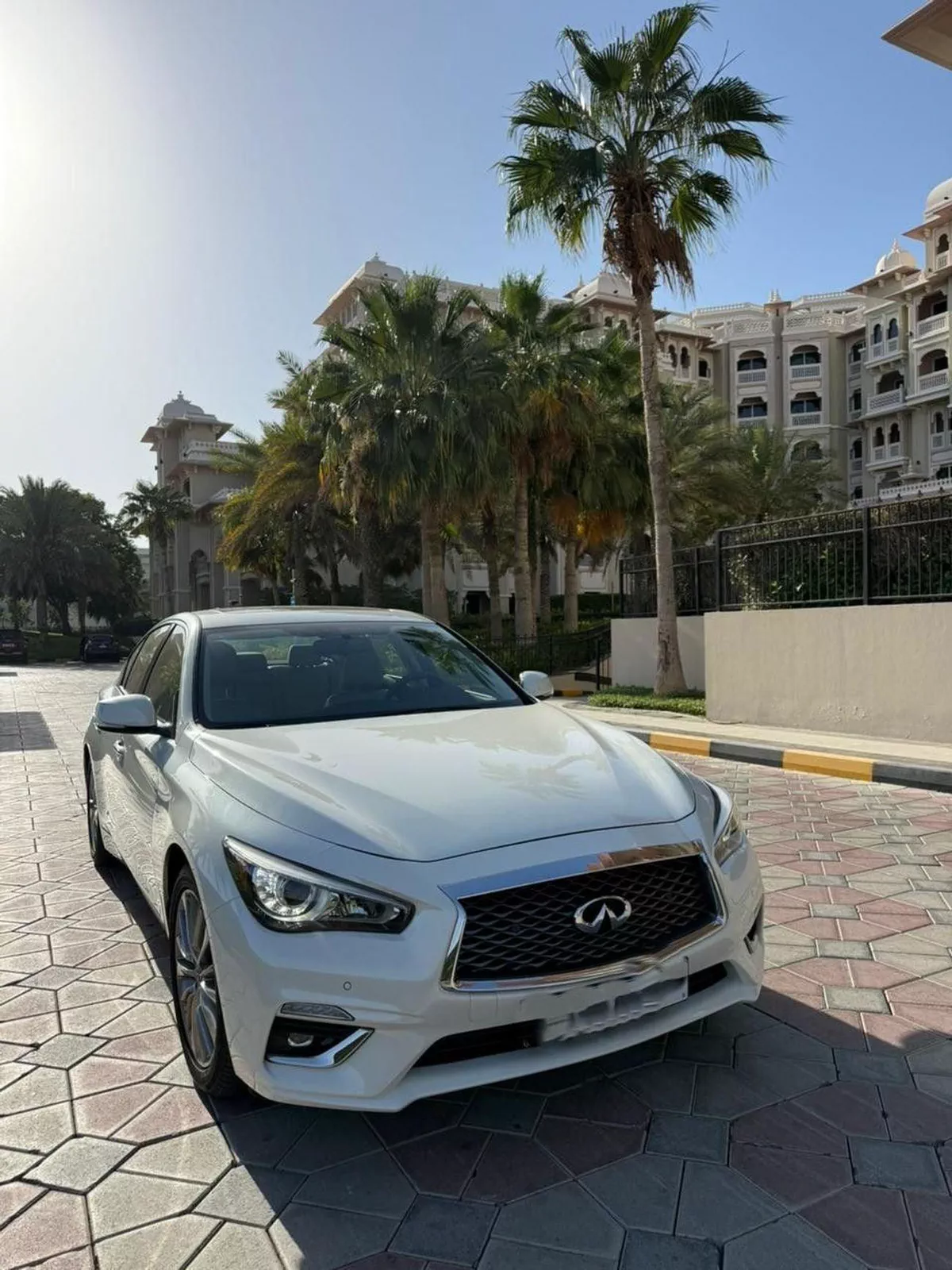 Infiniti Q50 LUXE